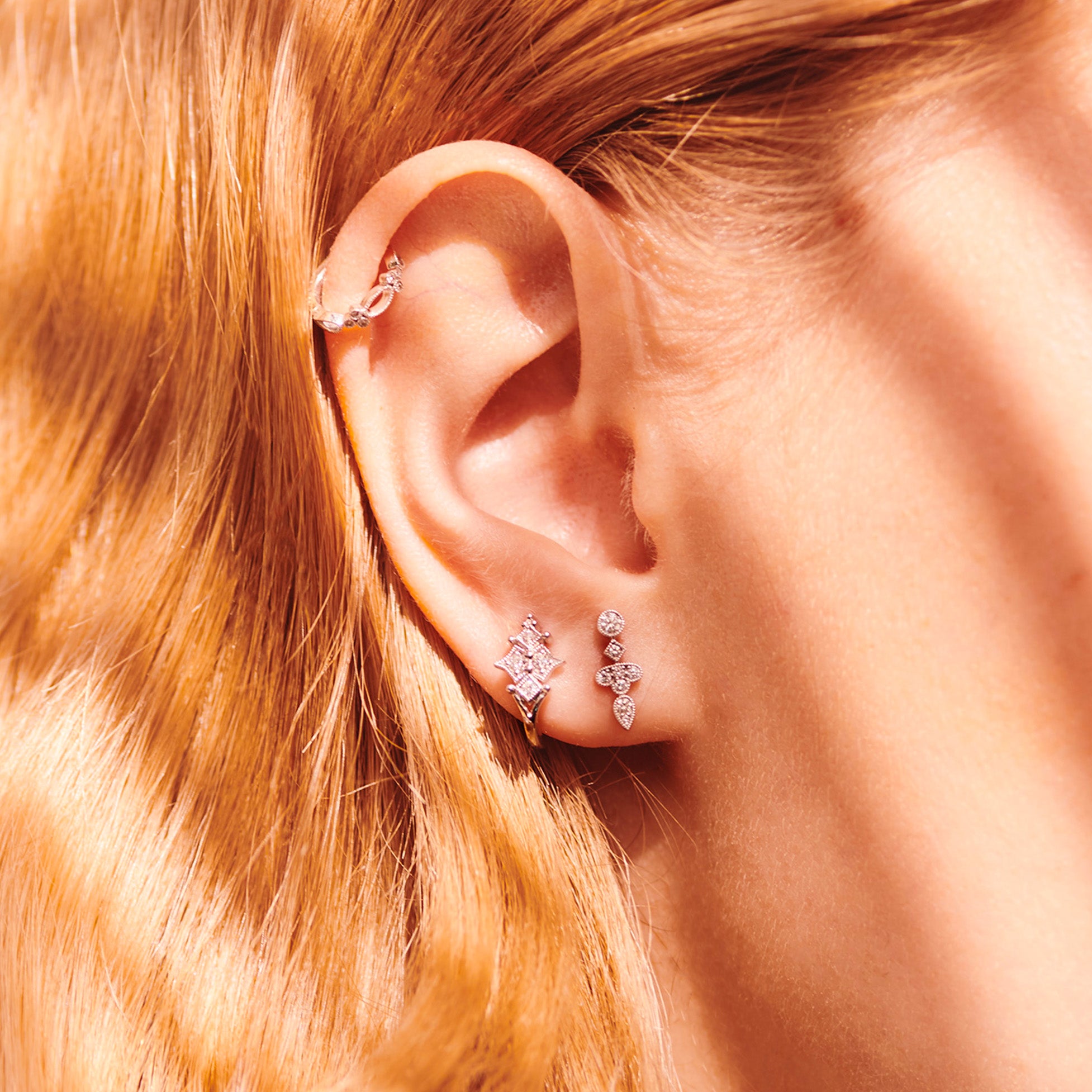 Single earring - Glitter tiny hoop